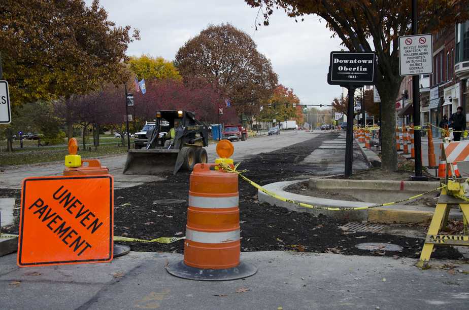 Construction on East College has been causing disruptions to local businesses for the past few weeks. According to business owners, the machinery, construction tape and uneven pavement have been deterring costumers from their respective stores. 