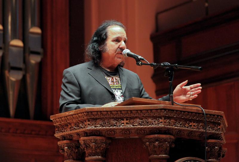 Ron Jeremy arrived at Oberlin yesterday in order to deliver a lecture regarding the relationship between the adult film industry and First Amendment rights. The world-famous adult film star has been in over 2,000 adult films since he entered the industry in 1978.