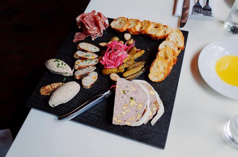 L’Albatros Brasserie and Bar’s charcuterie board offers a varied assortment of delicious samples. Columnist Matt Segall visited the popular Cleveland eatery and gave the restaurant a glowing review.