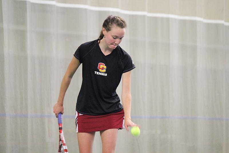 Senior captain Grace Porter sets up for a serve in a match against the
University of Chicago Maroons last weekend. The women’s tennis
team returns to its home courts to play Case Western University and
Otterbein University this Saturday.