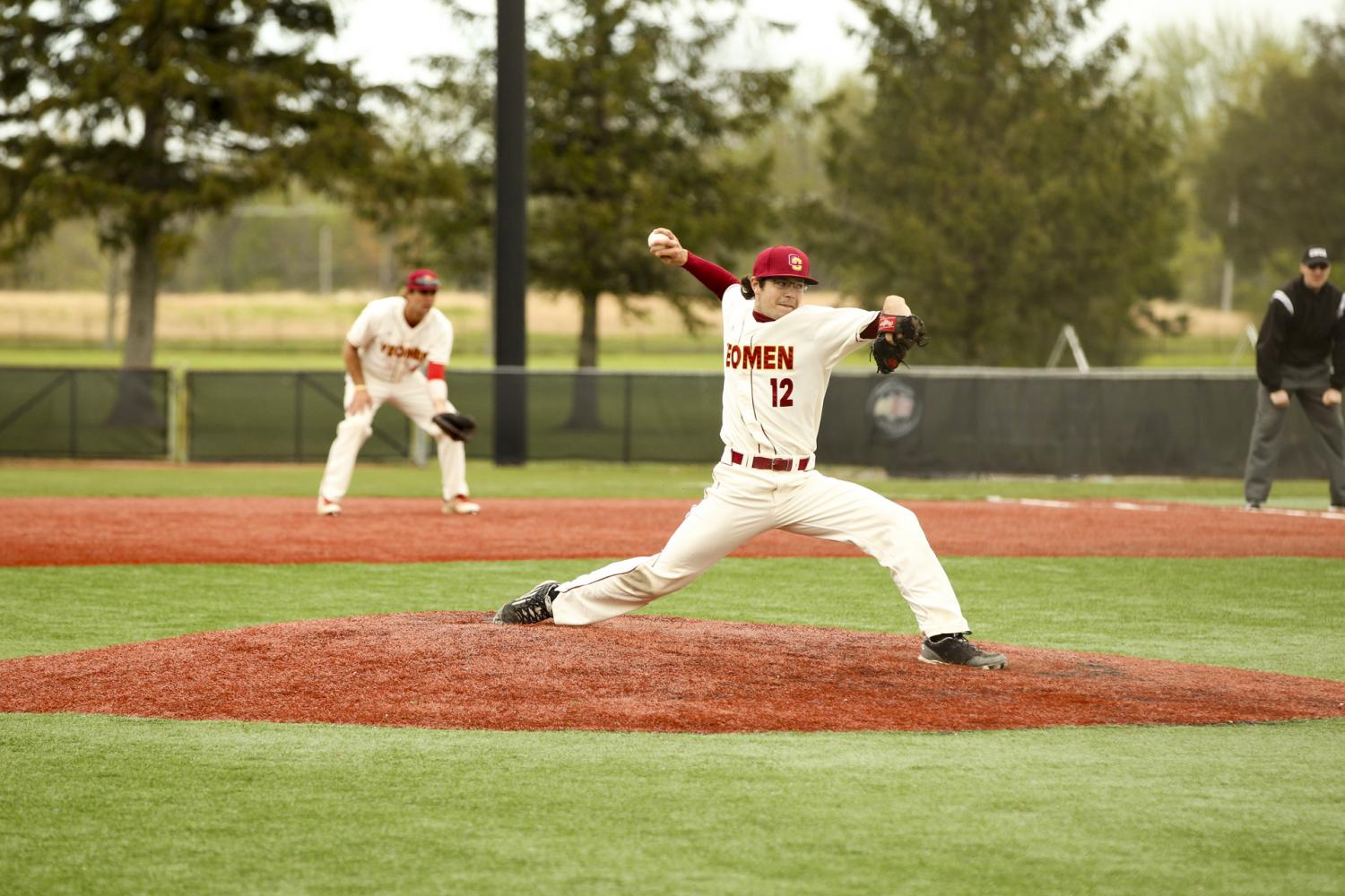Junior Sean Kiley has been a staple of the Yeomen pitching staff this season. The Studio City, CA, native was named the NCAC Pitcher of the Week for striking out 13 hitters in Oberlin’s 6–2 win over Kenyon College last Saturday.  