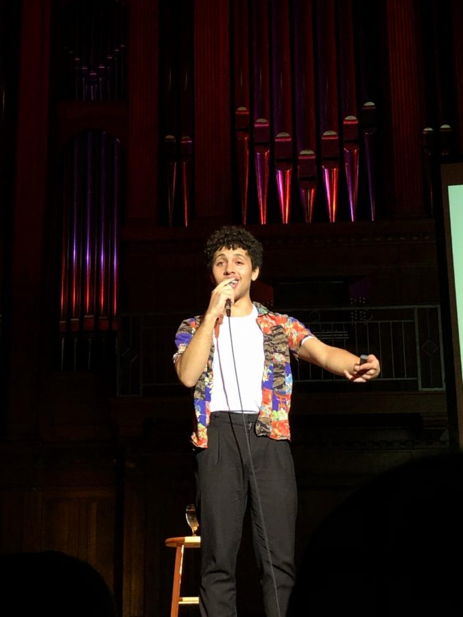 A crowd of between 800 and 1,000 students packed Finney Chapel last Saturday, with the downstairs seating filled completely for Jaboukie Young-White’s free stand-up performance.