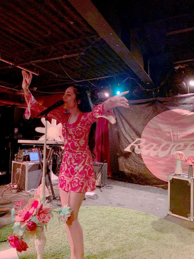Musician+Raveena+performed+at+the+Grog+Shop+last+Friday+for+a+crowd+full+of+Oberlin+students.+Obies+turned+out+for+the+show+in+full+force%2C+car-pooling+to+the+venue+in+Cleveland+Heights.%0A%E2%80%9CShe%E2%80%99s+got+this+fairy-like+aura+to+her%2C+but+is+also+so+grounded+as+a+person%2C%E2%80%9D+College+third-year+Bhairavi+Mehra%2C+who+attended+Raveena%E2%80%99s+concert%2C+wrote+in+an+email+to+the+Review.+%E2%80%9CI+also+love+how+supportive+she+is+of+her+fans+and+people+who+enjoy+her+music+in+general.+I+also+want+to+support+her+as+a+South+Asian+artist%2C+since+we+have+really+little+representation+or+presence+in+the+music+industry.%E2%80%9D%0ARaveena%E2%80%99s+music+is+a+mix+of+contemporary+R%26B%2C+jazz%2C+and+soul.+She+is+also+influenced+by+Bollywood+and+South+Asian+traditions.+The+cultural+mix+of+her+sound+is+representative+of+her+background+as+an+Indian+American%2C+and+she+hopes+to+empower+other+women+of+color+and+promote+healing.