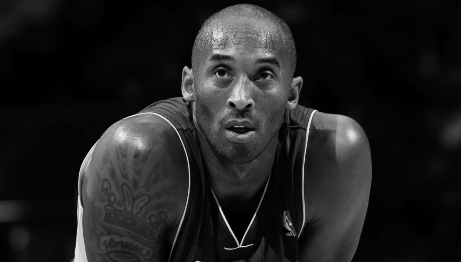 Sports Community Grieves for Kobe Bryant