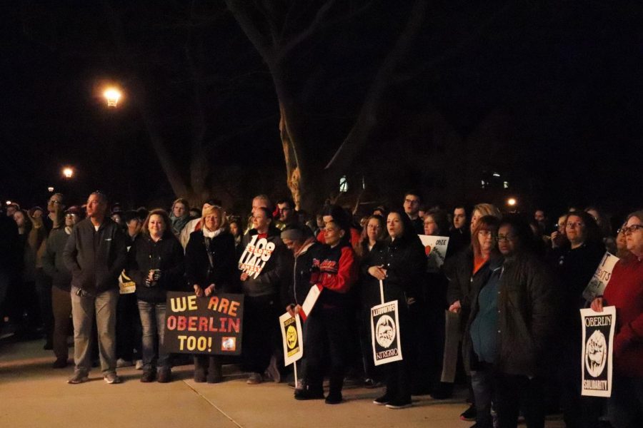 Students, staff, and community members rally at Wilder last week in support of union jobs at Oberlin.