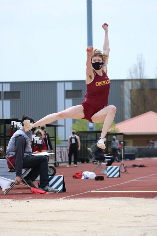 Fourth-year Clare Tiedemann competes during the spring 2021 season.