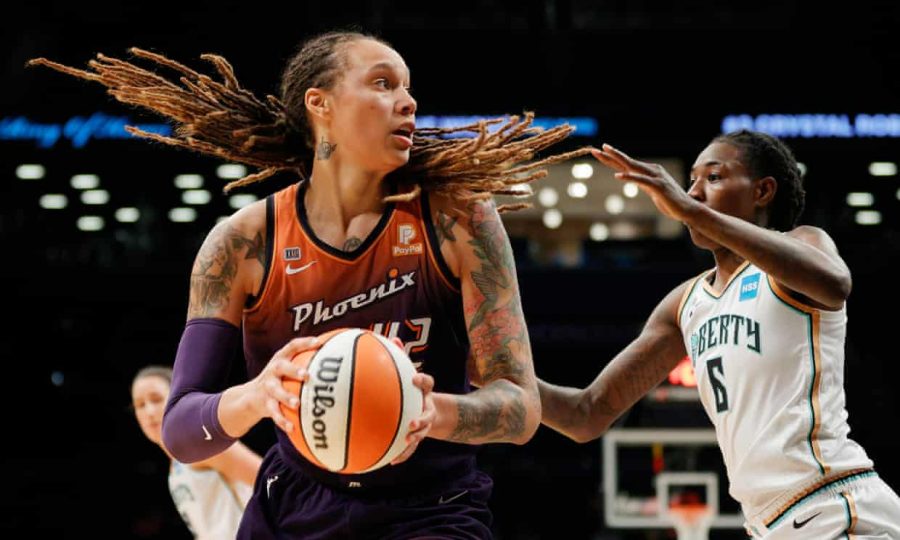 Brittney+Griner%2C+one+of+the+most+recognizable+players+in+women%E2%80%99s+basketball%2C+plays+against+New+York+Liberty.+