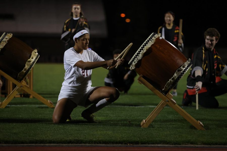 Adrienne+Sato+performs+during+the+women%E2%80%99s+soccer+game+against+Denison+University+during+Homecoming+Weekend.