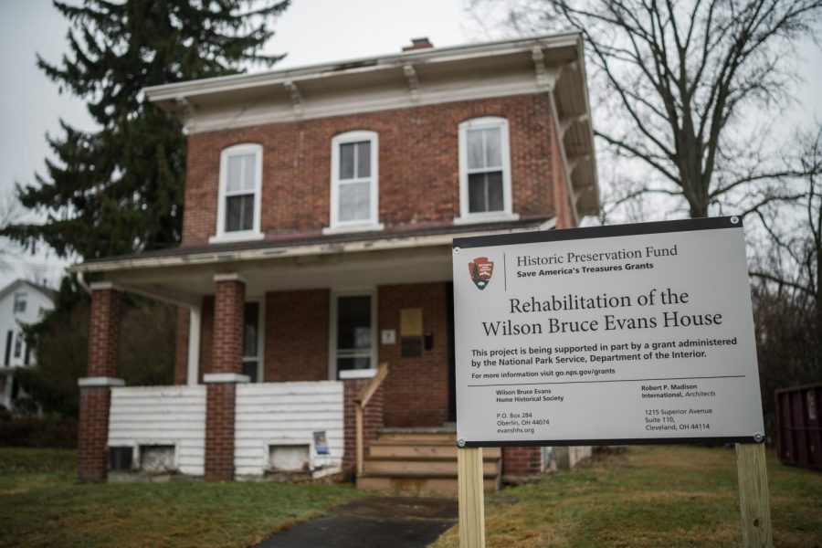 The Wilson Bruce Evans Home, built in 1856 and located at 33 East Vine Street, is undergoing a renovation.