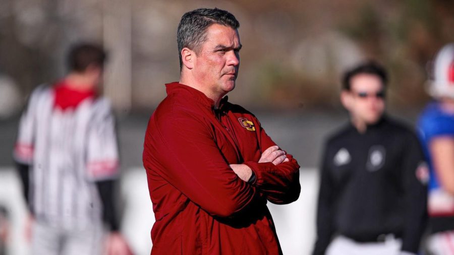 John+Pont+was+recently+hired+as+the+new+head+coach+for+Oberlin+football.