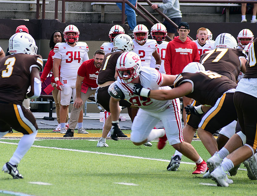 Wittenberg football competes against Baldwin Wallace.