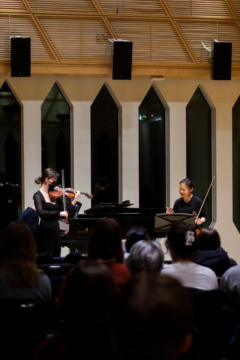 Midori worked with four Conservatory violinists at the Wednesday night masterclass.