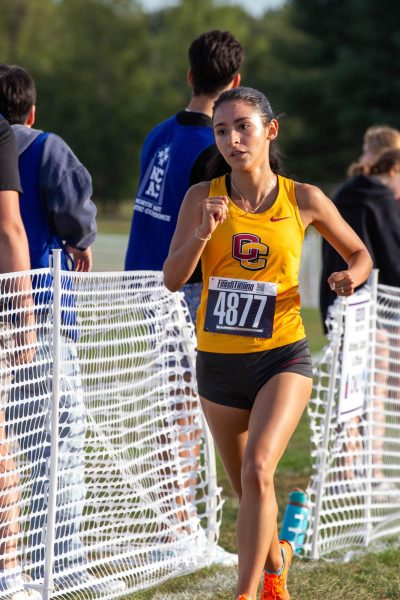 Second-year Sam Soto (featured here) and first-year Cooper Tanski were among Oberlin athletes who beat personal records at the Dan Kinsey Invitational.