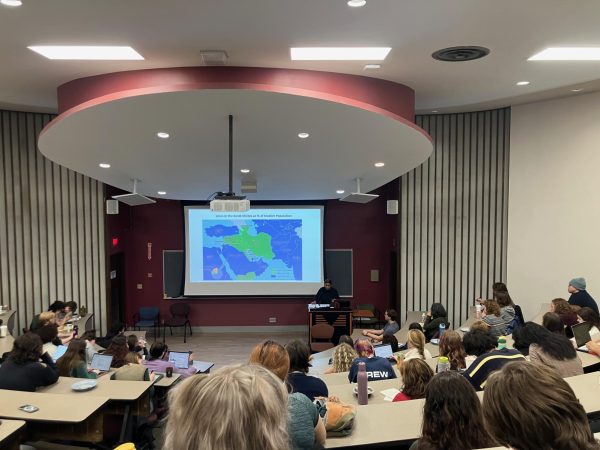 Oberlin College’s YDSA drew a large crowd during their teach-in.