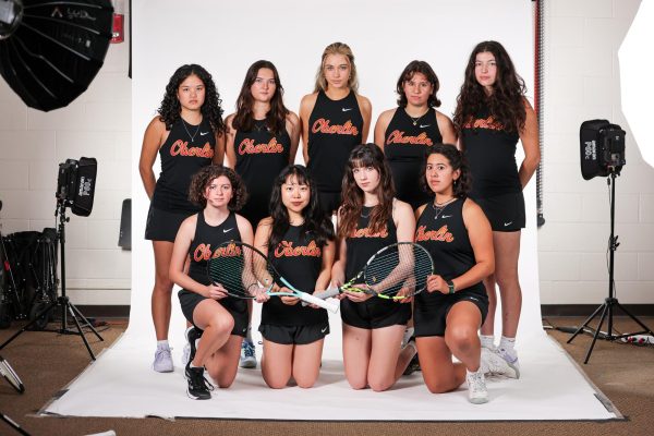 The women's tennis team has won seven matches in a row as they head into the second round of the NCAC tournament.